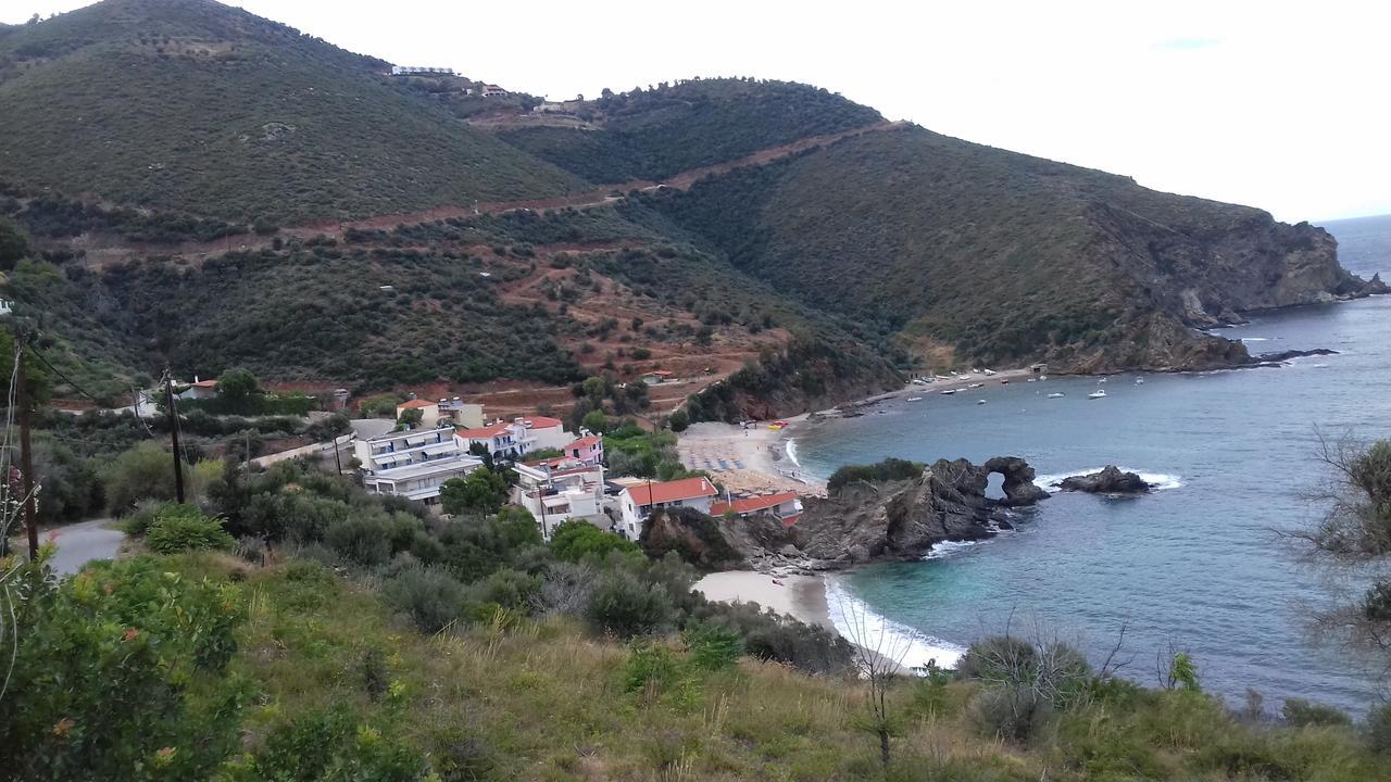 Moka Evia Island Hotel Akhladherí Exterior foto